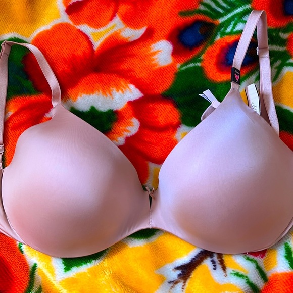 Victoria's Secret Other - Push-Up Bra